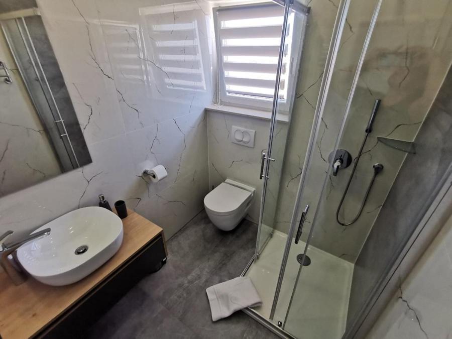 Apartamento New Nikolina 4 Star Mali Lošinj Exterior foto