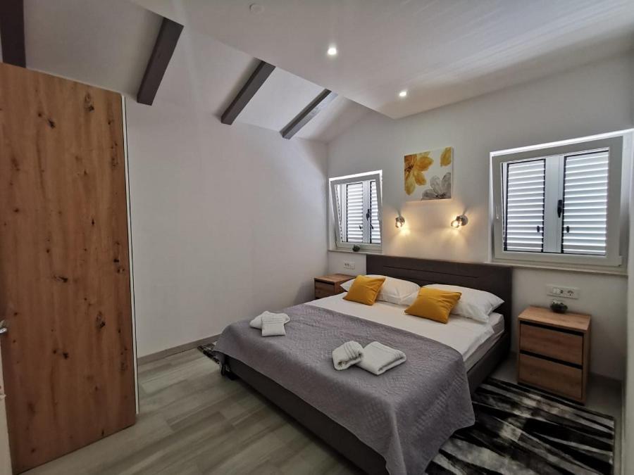 Apartamento New Nikolina 4 Star Mali Lošinj Exterior foto