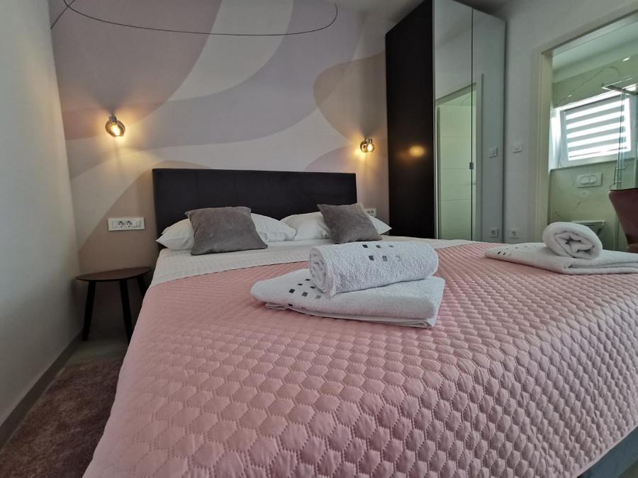 Apartamento New Nikolina 4 Star Mali Lošinj Exterior foto