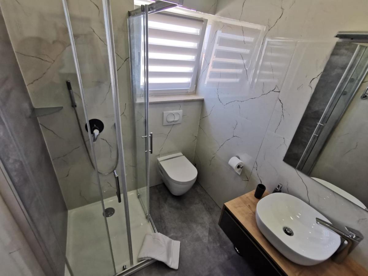 Apartamento New Nikolina 4 Star Mali Lošinj Exterior foto